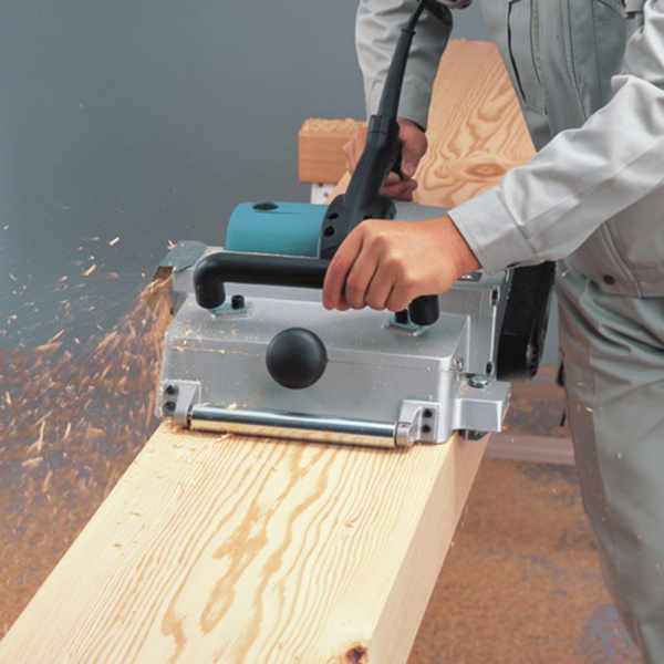 Рубанок Makita KP312S в Екатеринбурге