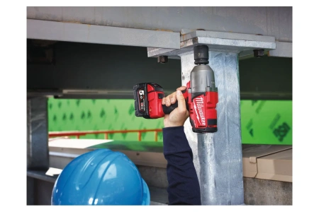 Аккумуляторный ударный гайковерт "Milwaukee" M18 CHIWF34-0Х