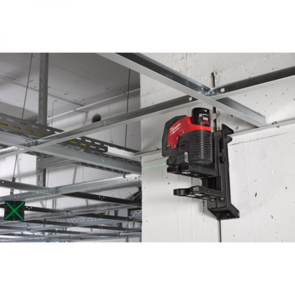Аккумуляторный линейно-точечный лазерный нивелир Milwaukee M12 CLLP-0C 4933478101