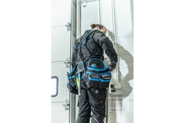 Рабочий пояс со шлейками  HOEGERT  23 кармана HT7G231 в Екатеринбурге