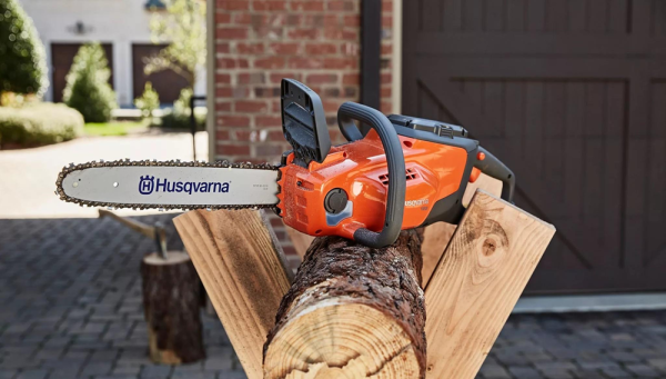 Аккумуляторная цепная пила Husqvarna 120i 9670982-01 в Екатеринбурге