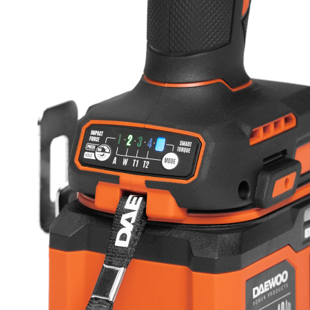Винтоверт ударный аккумуляторный DAEWOO DAX 3521Li SET в Екатеринбурге