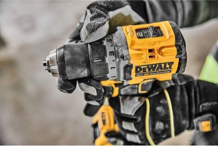 Шуруповерт аккумуляторный DeWalt DCD800NT-XJ в Екатеринбурге