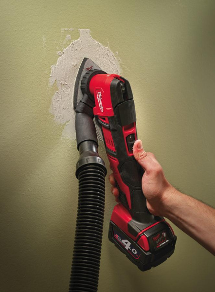 Аккумуляторный мультиинструмент Milwaukee M18 BMT-421C (Li-Ion2Ач/4Ач)