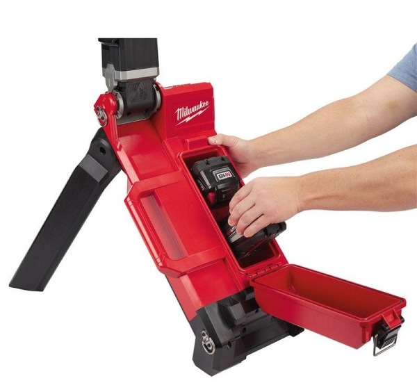 Аккумуляторный фонарь Milwaukee M18 ONERSAL-0 ONE-KEY 4933459431