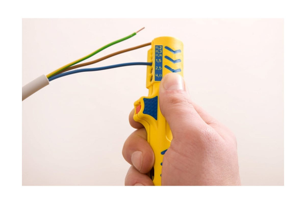 Инструмент для снятия изоляции JOKARI Secura 30155 в Екатеринбурге 