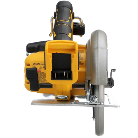 Циркулярная пила аккумуляторная DeWalt DCS570NT в Екатеринбурге