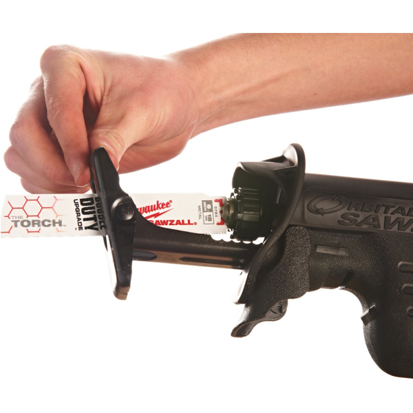 Сабельная пила Milwaukee SSPE 1300 SX