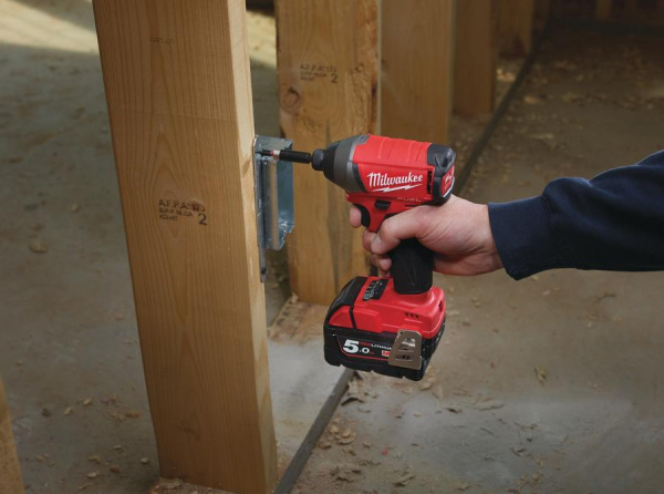 Аккумуляторный ударный винтоверт, бесщеточный Milwaukee M18 FID-0 FUEL 4933451065
