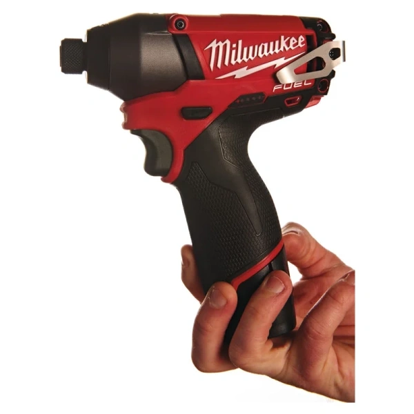 Аккумуляторный ударный винтоверт, бесщеточный Milwaukee M12 CID-0 FUEL 4933440410