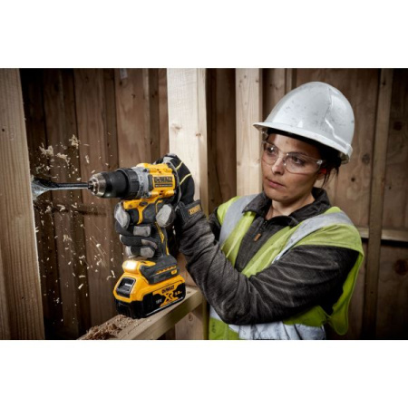 Аккумуляторный шуруповерт DeWalt DCD800P2 в Екатеринбурге